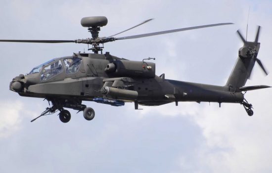An Apache attack helicopter. Image courtesy of Wikipedia Commons