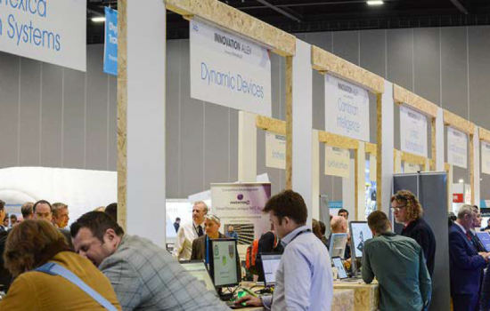 'Innovation Alley' at Smart Factory Expo 2017 - image courtesy of The Manufactuer.