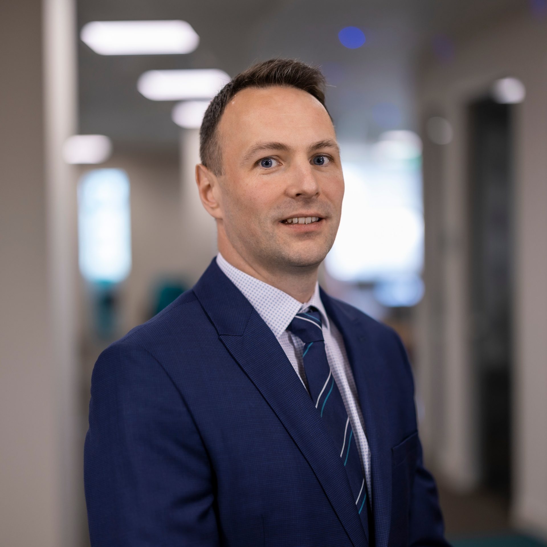 Construction for advanced manufacturing collaborative working to solve complex equipment installation