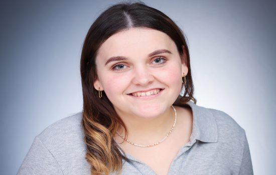 Ellie Harrington, Europlaz