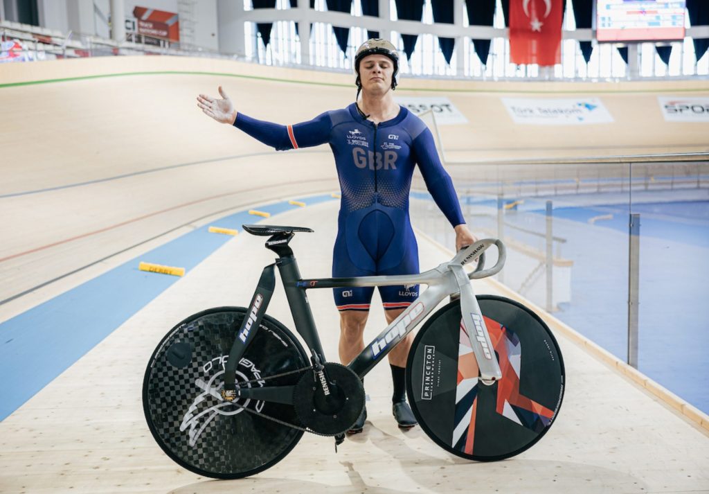 Additive manufacturing helps British cyclist beat 200m world record
