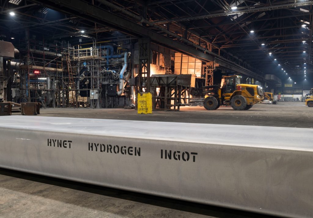 Novelis successfully completes UK first aluminium recycling furnace hydrogen trial