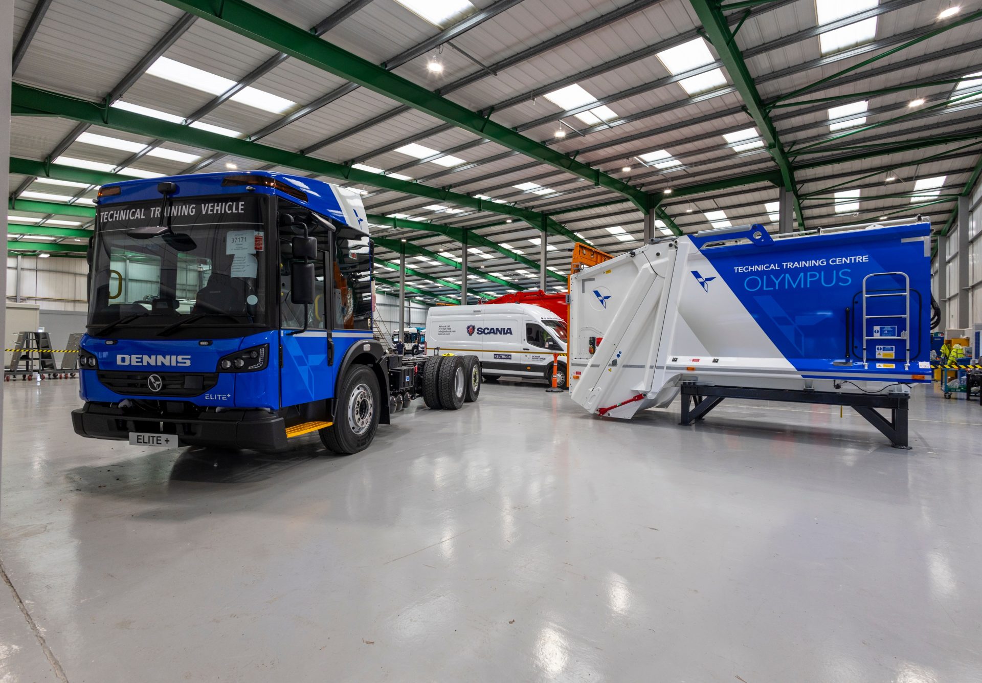 Dennis Eagle officially opens new Technical Training Centre in Warwick