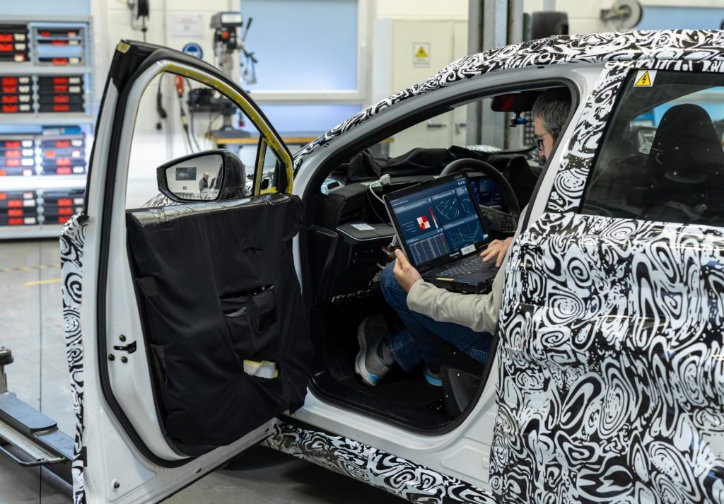 ビジネス・経済 Nightingale Conant Success Audi The Essence of Success: 163 Life Lessons from the Dean of Self