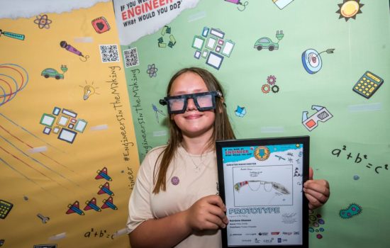 Salford schoolgirl wins national engineering award for dyslexia-support invention