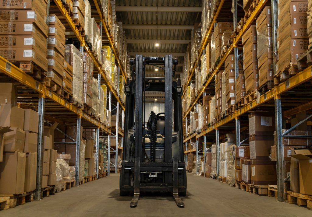 close-up-warehouse-view (1)
