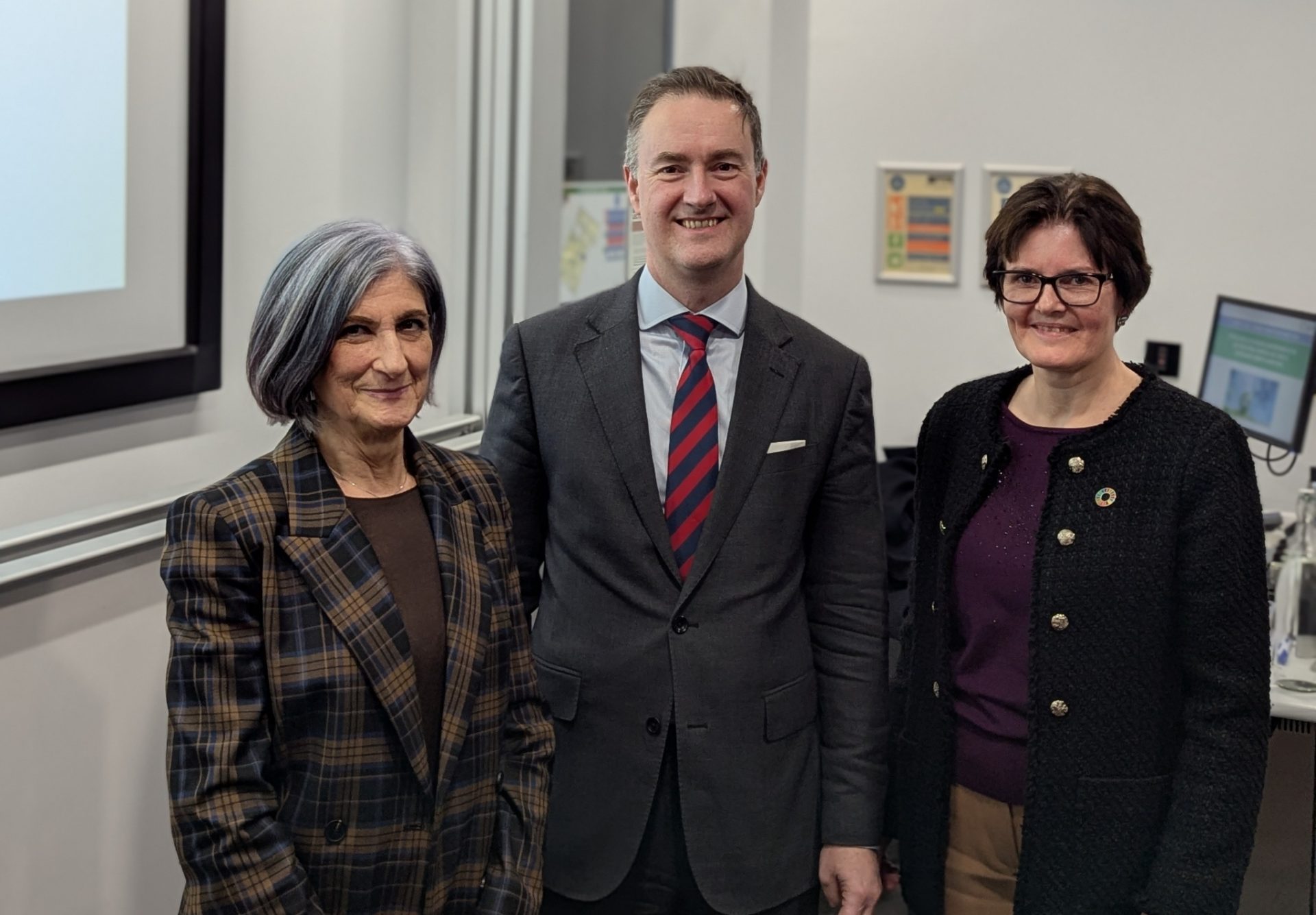 IChemE hosts government minister for energy debate