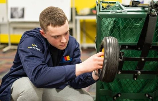 Make UK calls for Skills Investment Pledge to reverse plummeting apprenticeship numbers