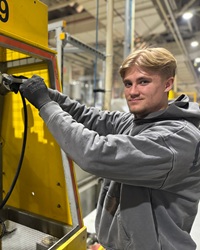 Archie Dyer Position: 4th Year Apprentice, Dagenham Engine Plant