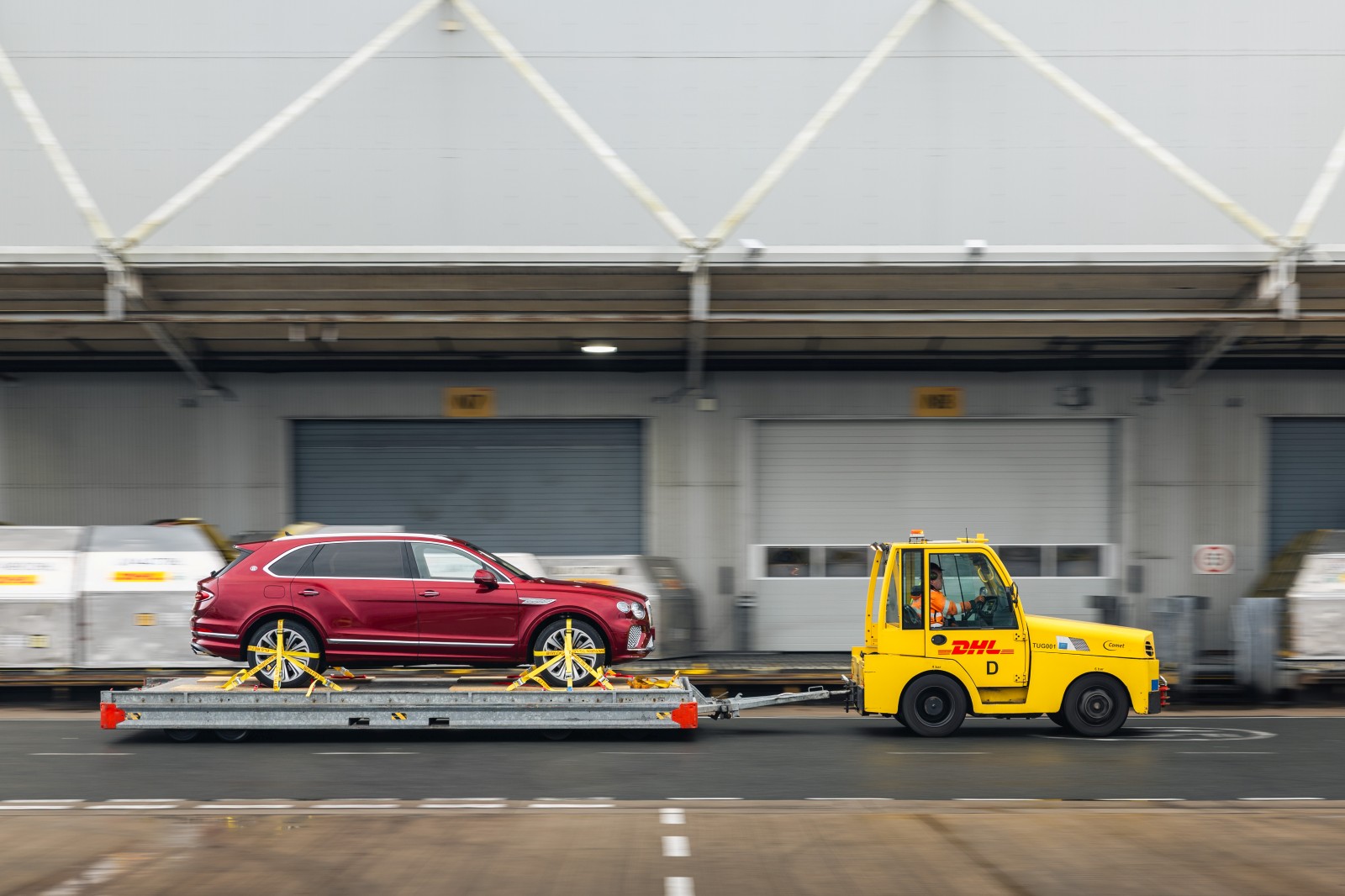 Bentley Motors commits to 100% SAF for global airfreight