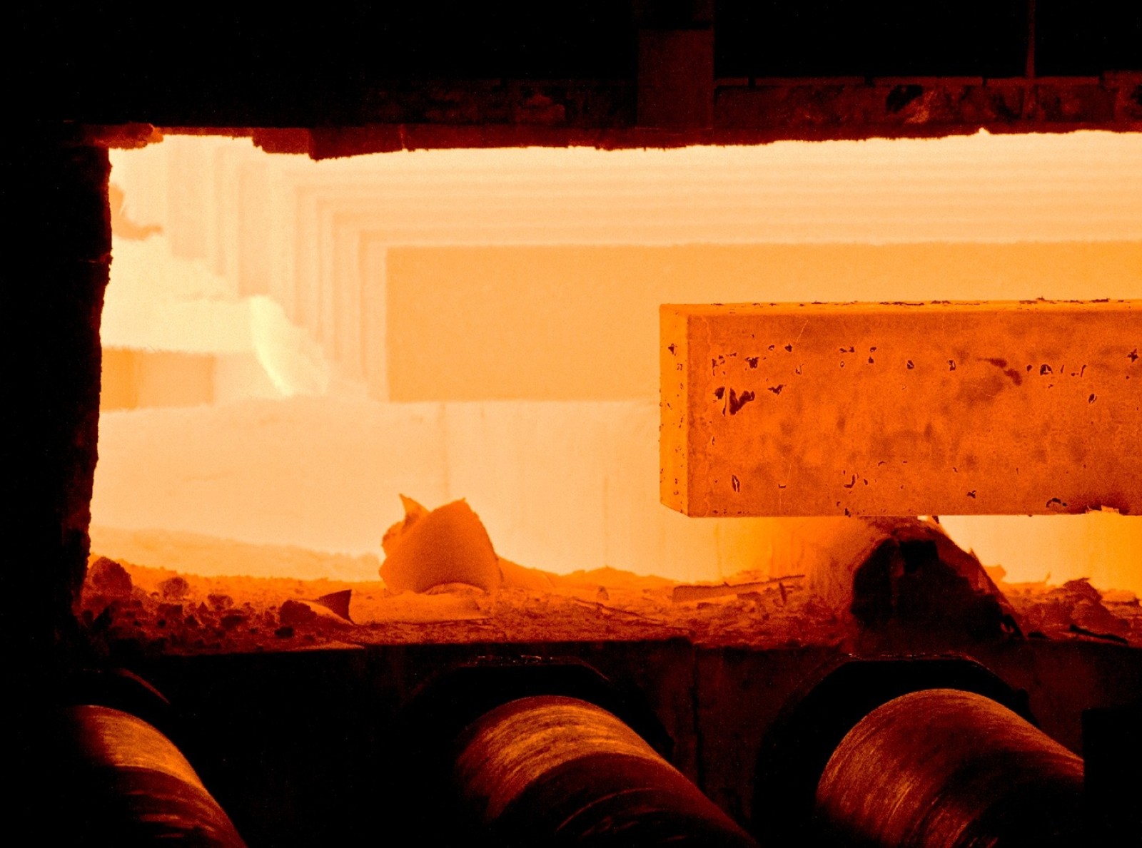 British Steel starts 24-7 rail operations after securing major new high-speed deal for Türkiye