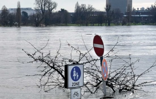 Engineers warn Britain is not ready for climate ‘domino effect’