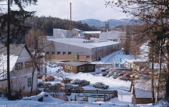 1977 - Hütte Bergla, St. Martin The Wolfram refinery in St. Martin im Sulmtal in 1977. The facility enabled the company to convert tungsten concentrates into value-added tungsten products.